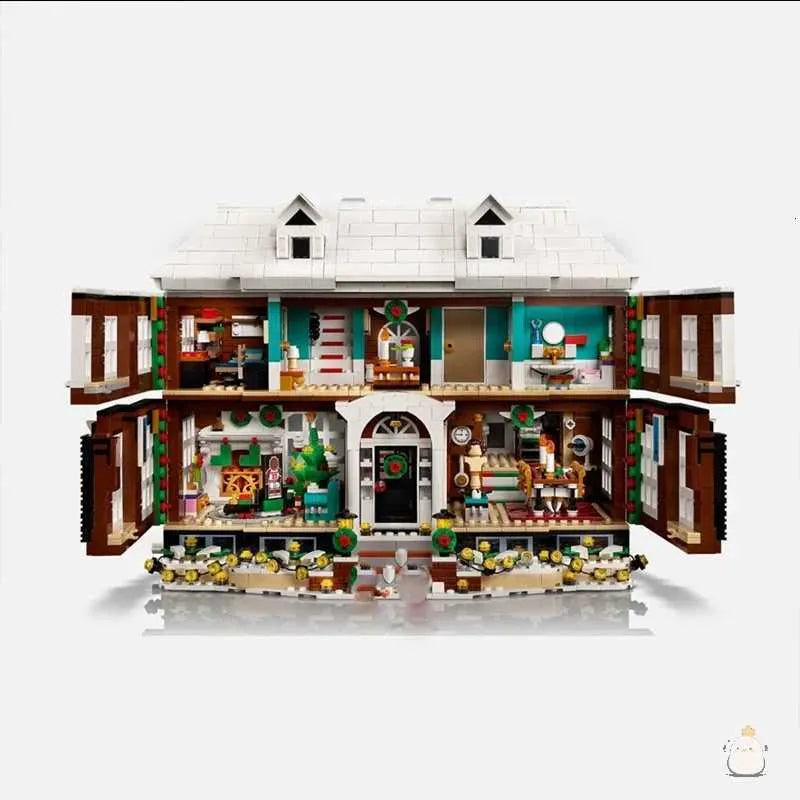 Large Festive Family Home Building Boxed Set 3955pcs Van Figures Alone