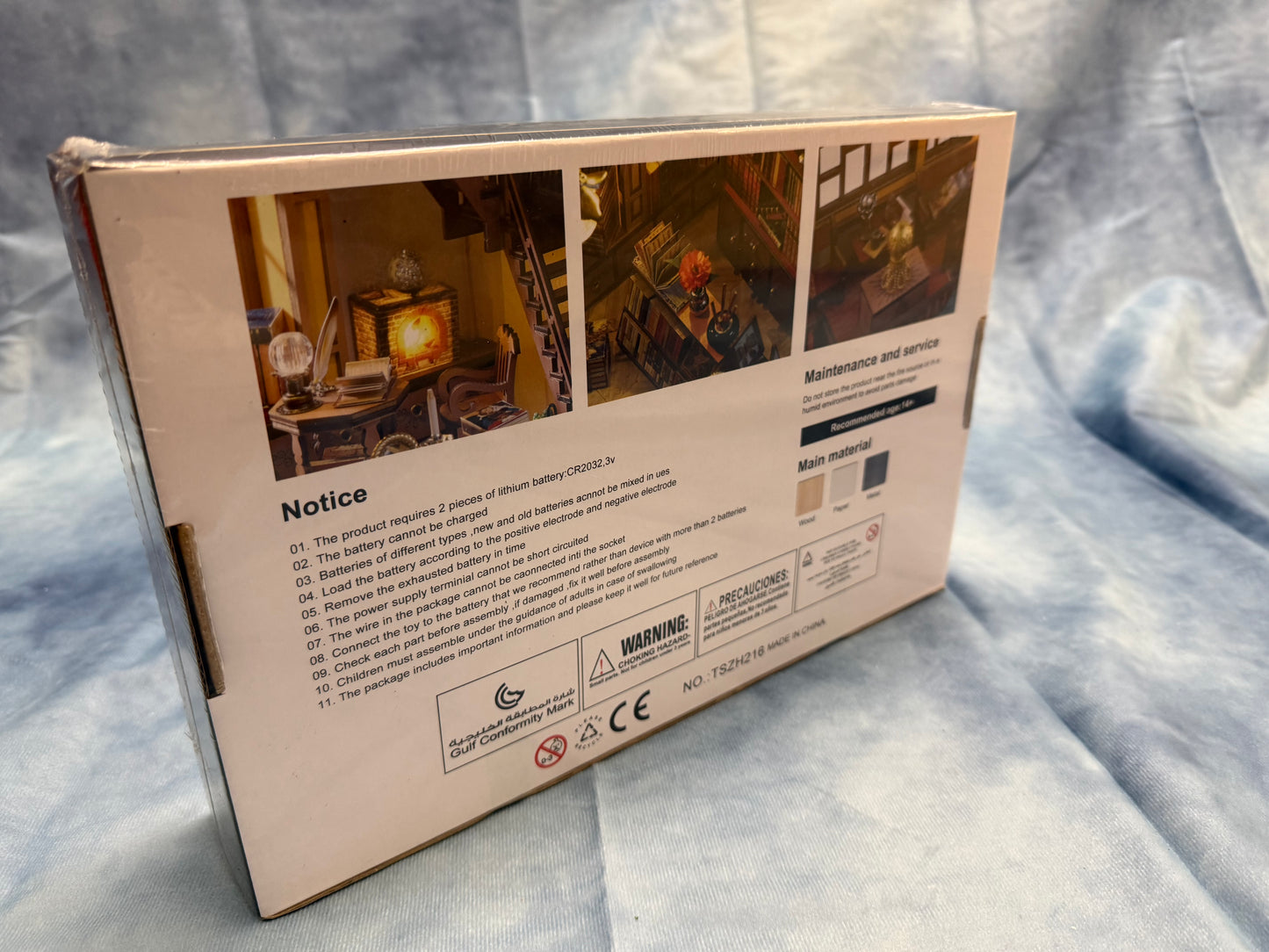 Magic Book House Book Nook DIY Miniature Library Kit with LED Lights & Furniture