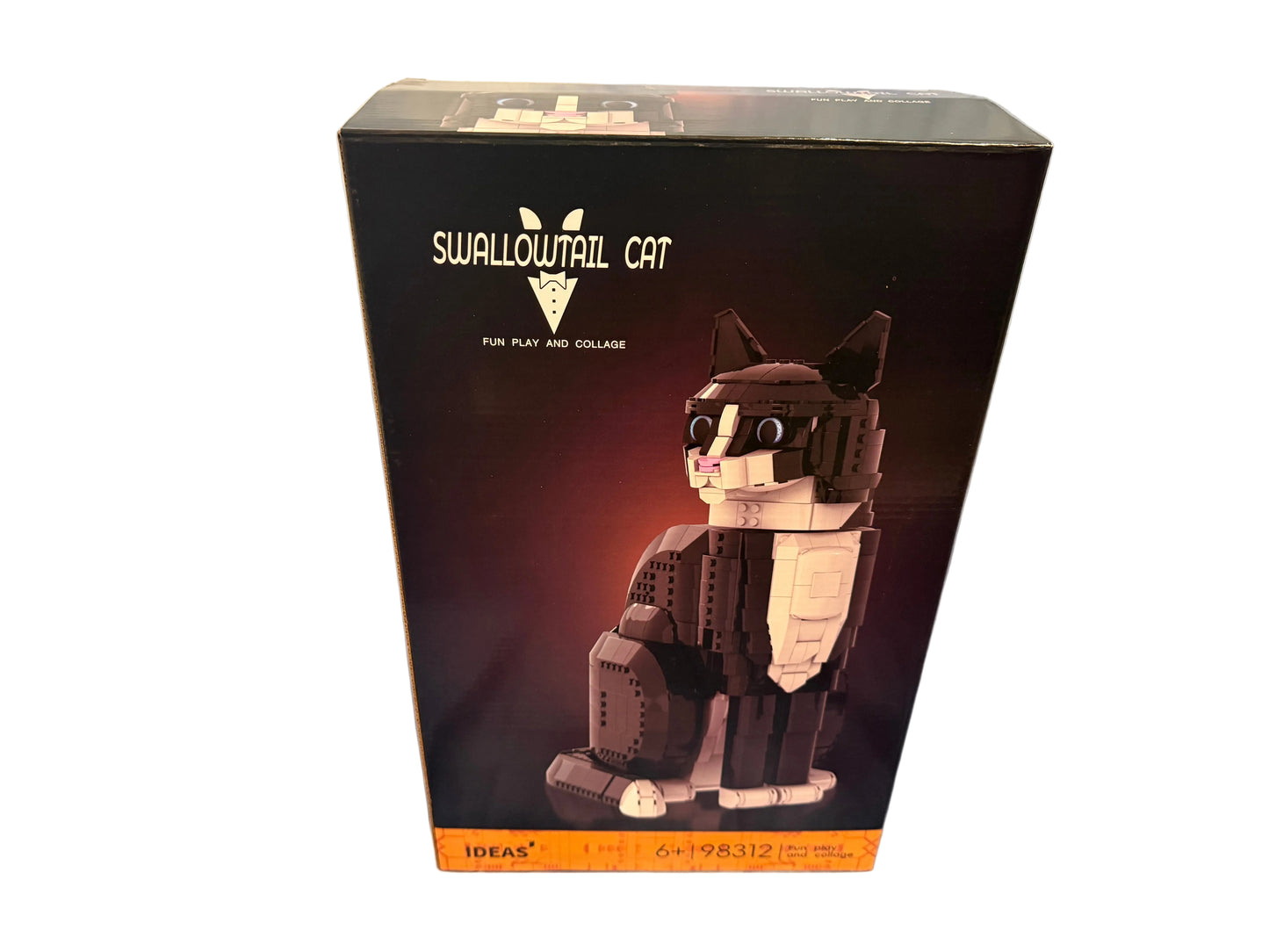 Black & White Tuxedo Cat Building Set 1710 Pet Display Model Boxed