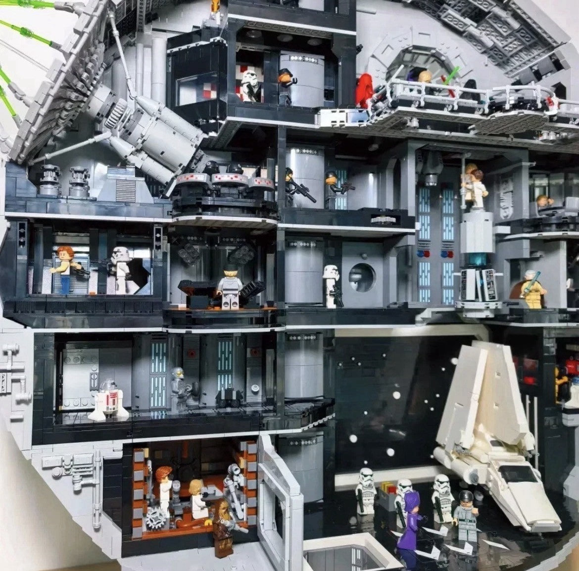Large Multi-Level Sci-Fi Space Station 9023pcs Building Set Figures Boxed