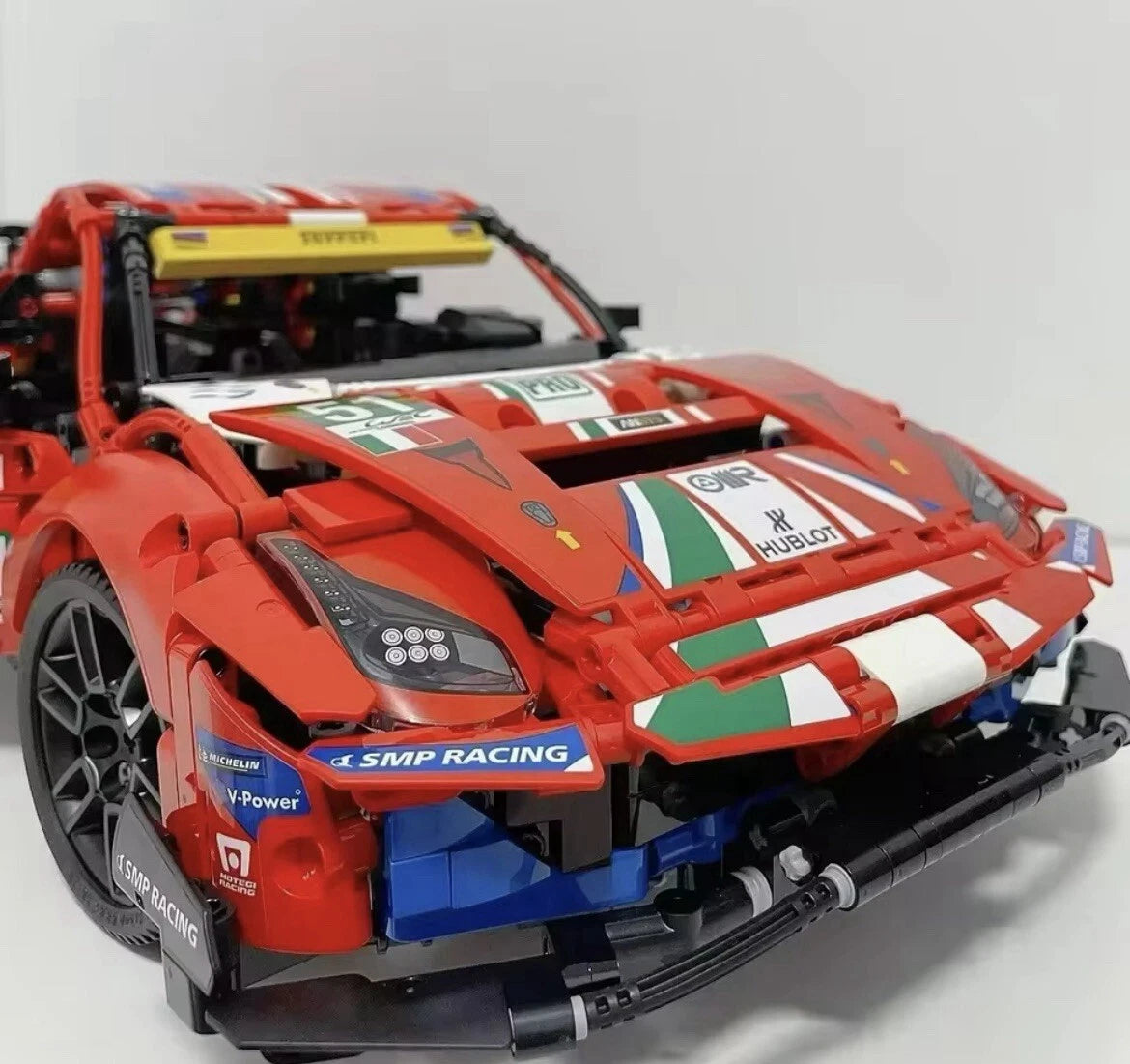 Ferrari 488 GTE 1684 Pcs AF Corse 51-style Boxed Building Blocks Set