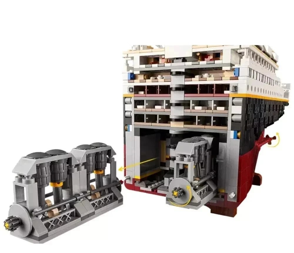 Titanic Building Blocks BuildMOC Model 10294 Compatible 9090pcs
