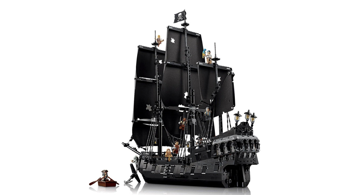 Black Pirate Ship Building Blocks Set 2862pcs Large Display Model Boxed
