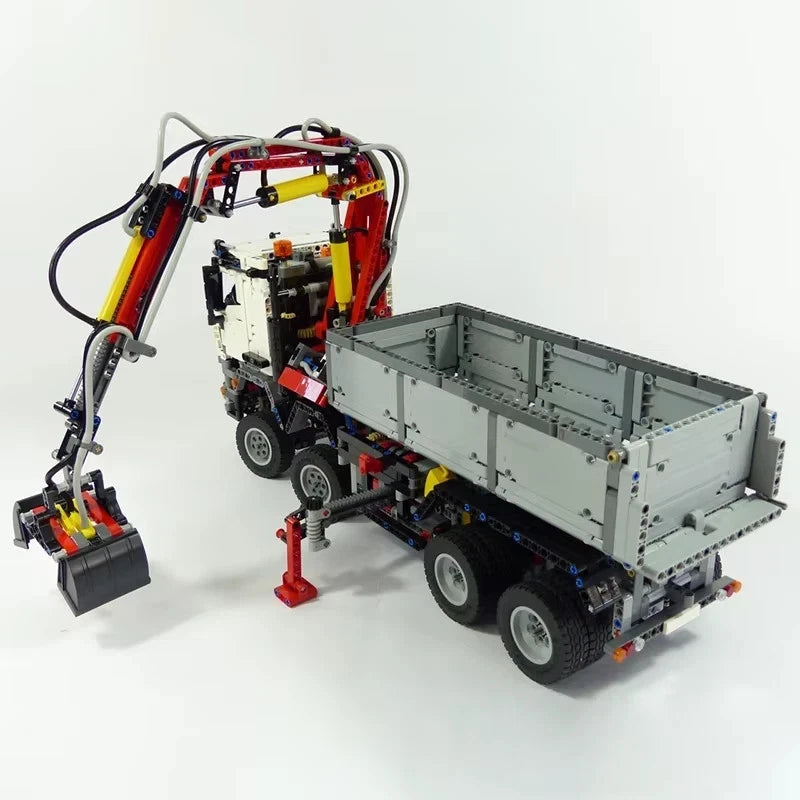Mercedes-Benz Arocs Truck Construction Building Blocks 2793pcs (Boxed)
