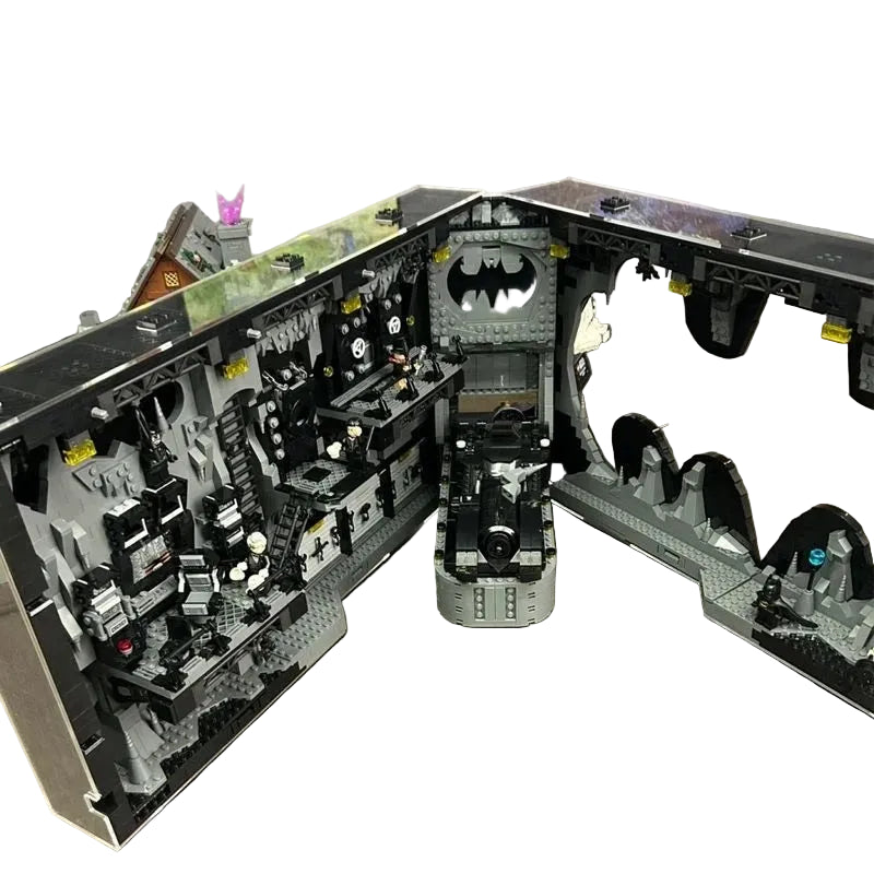 Dark Bat Cave Headquarters Shadow Box 3981 Pieces Building Set 7 Figures Boxed